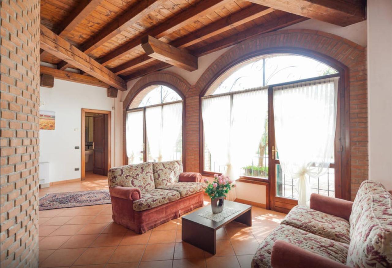 Cascina Tabachera X10 Country House Sirmione Garda Lake Pozzolengo Ruang foto